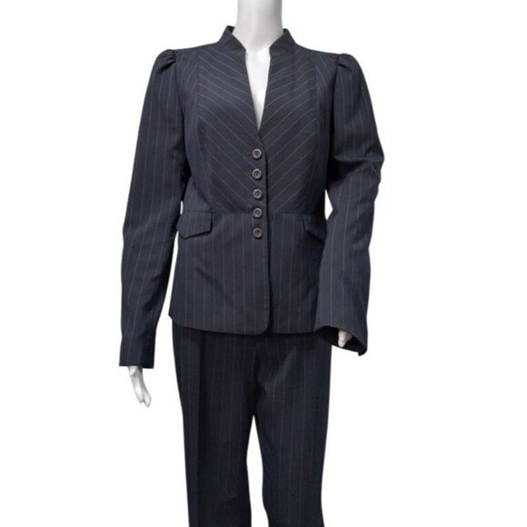 Classiques Entier Pinstripe Blazer And Wide Leg Pants Suit Set Women's 10 - Picture 3 of 16
